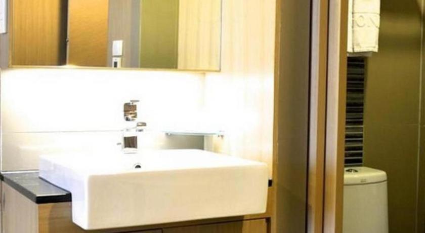 A-One Motel Bangkok Luaran gambar